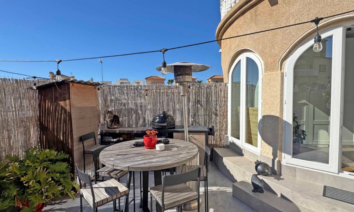 Resale - Townhouse -
Orihuela Costa - Costa Blanca