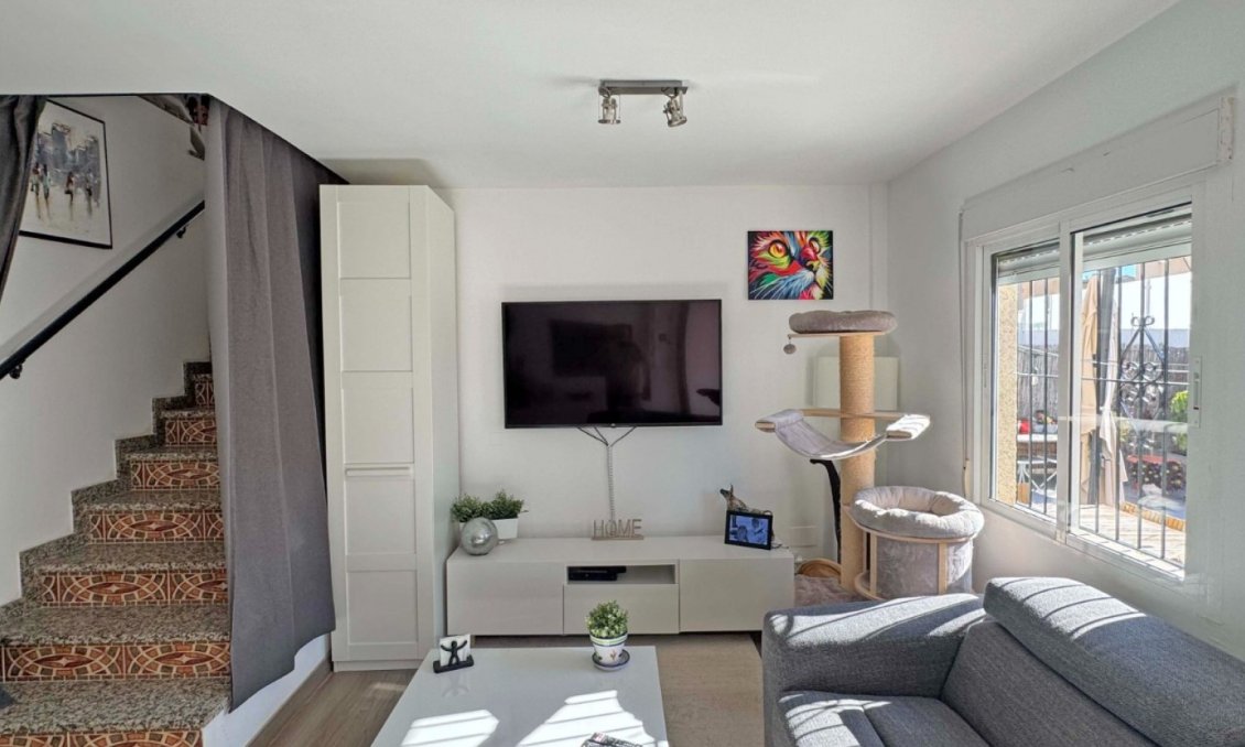 Resale - Townhouse -
Orihuela Costa - Costa Blanca