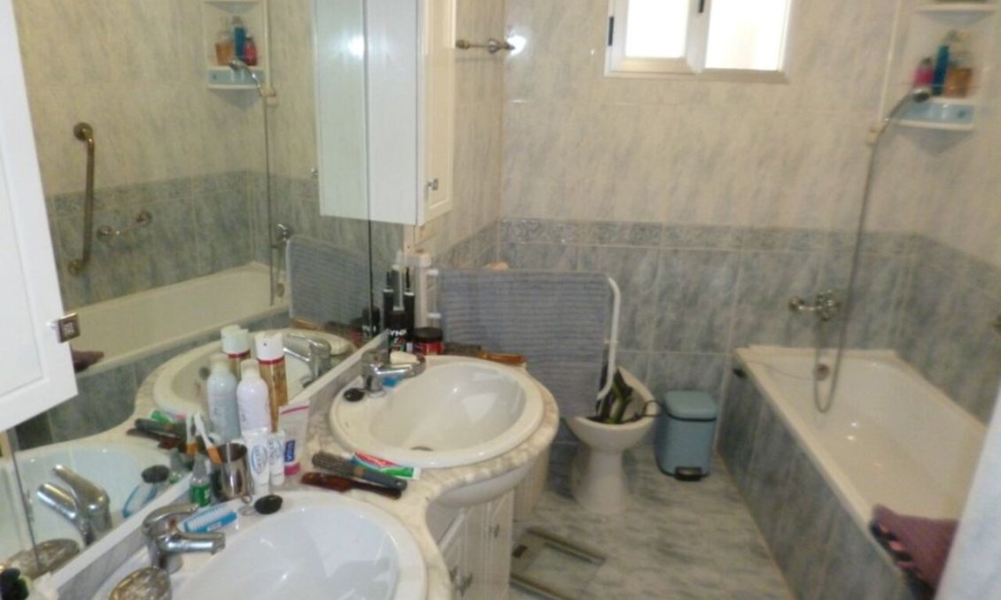 Segunda mano - Apartamento -
Villamartin - Costa Blanca