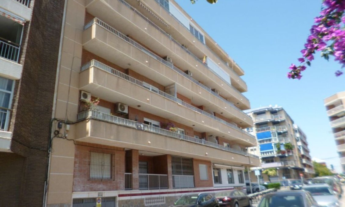 Segunda mano - Apartamento -
Villamartin - Costa Blanca
