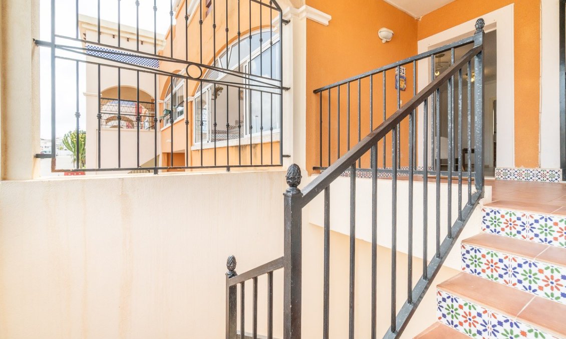 Segunda mano - Apartamento -
Orihuela Costa - Costa Blanca