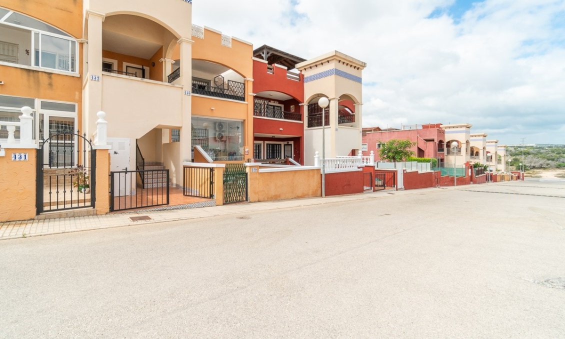 Segunda mano - Apartamento -
Orihuela Costa - Costa Blanca