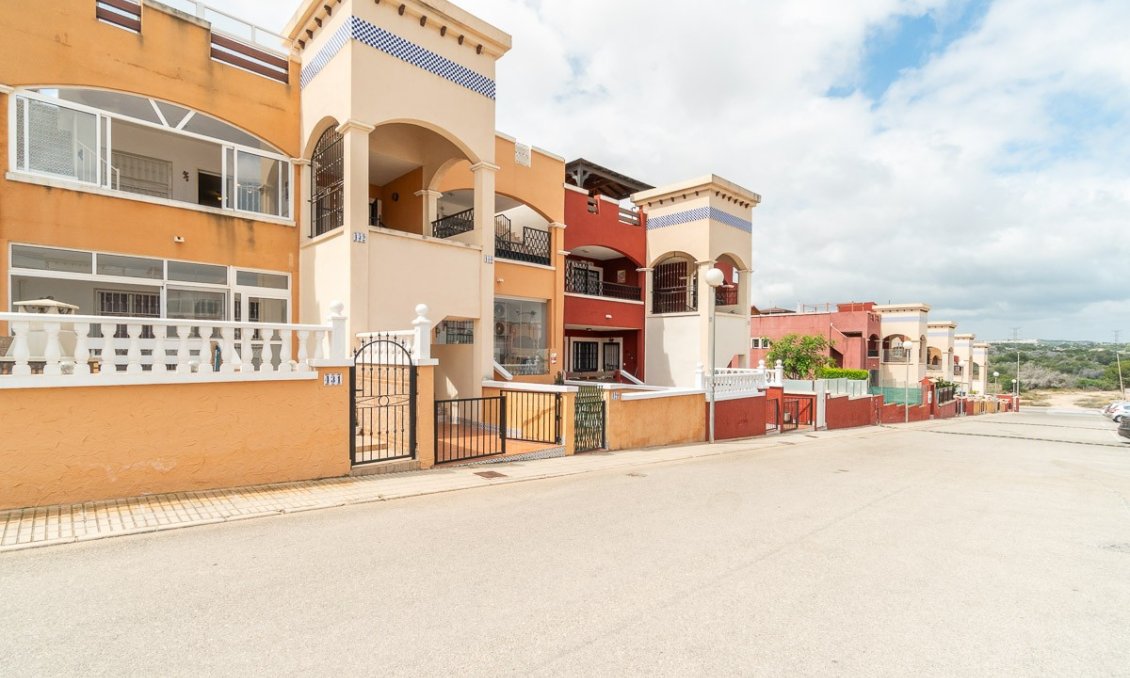 Segunda mano - Apartamento -
Orihuela Costa - Costa Blanca