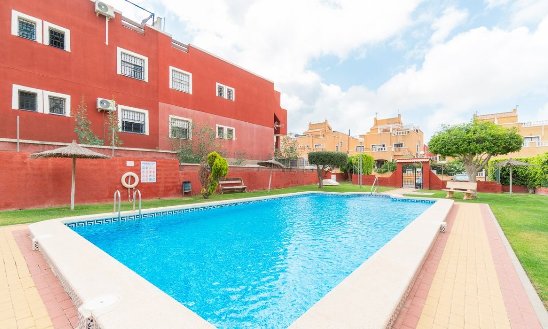 Segunda mano - Apartamento -
Orihuela Costa - Costa Blanca