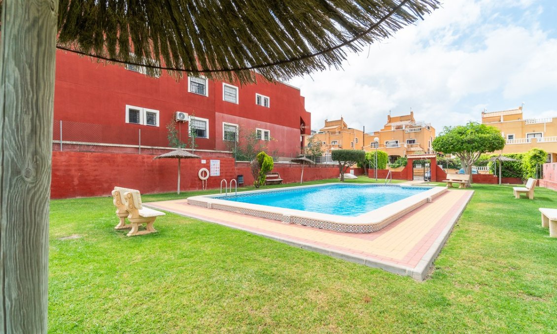 Segunda mano - Apartamento -
Orihuela Costa - Costa Blanca