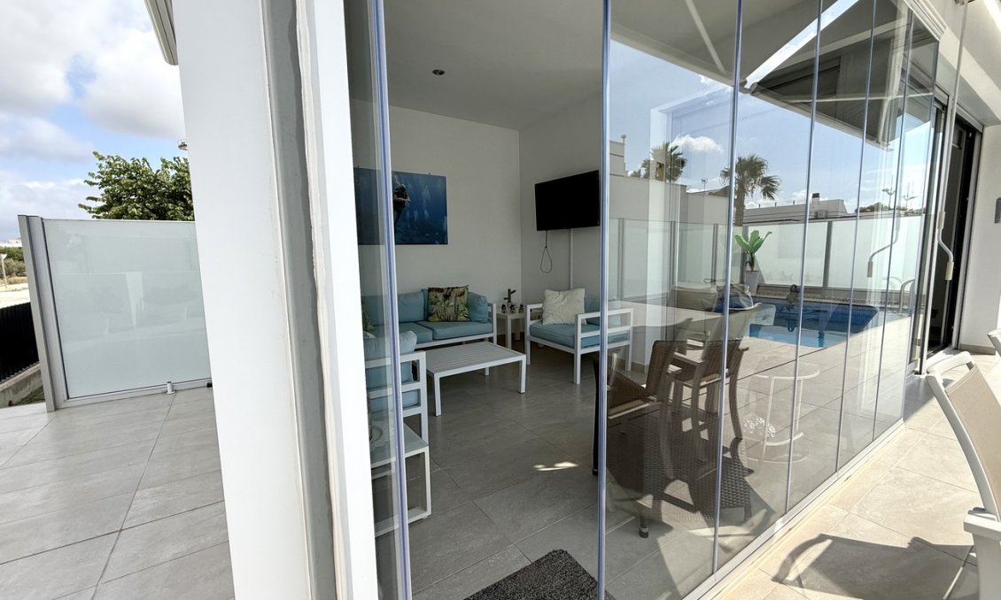Segunda mano - Villa -
Dolores - Costa Blanca