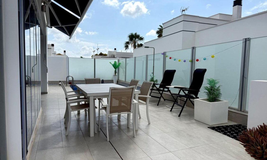 Segunda mano - Villa -
Dolores - Costa Blanca