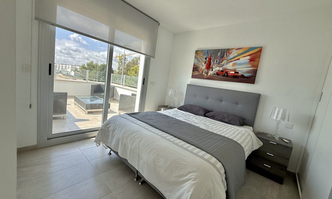 Segunda mano - Villa -
Dolores - Costa Blanca