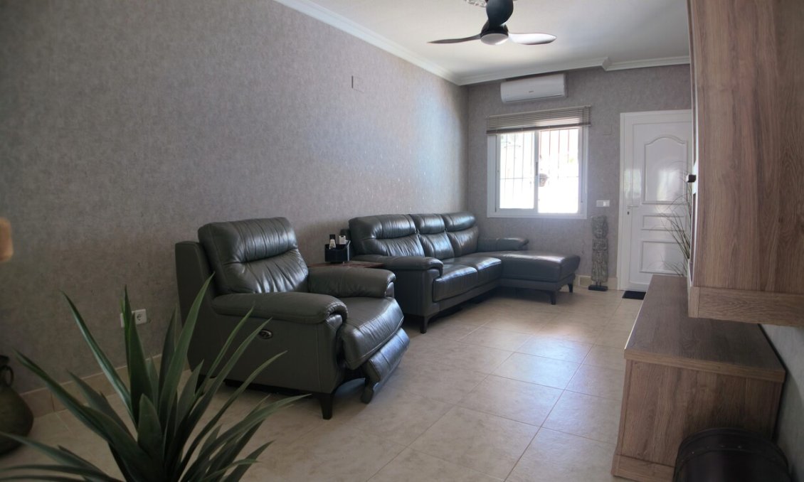 Revânzare - Vilă / Casă semi-detașată -
Villamartin - Costa Blanca