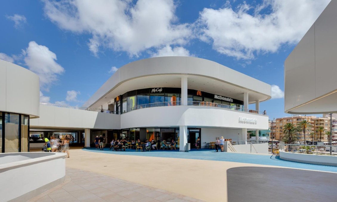 Használt Ingatlanok - Tetőtéri lakás -
Torrevieja