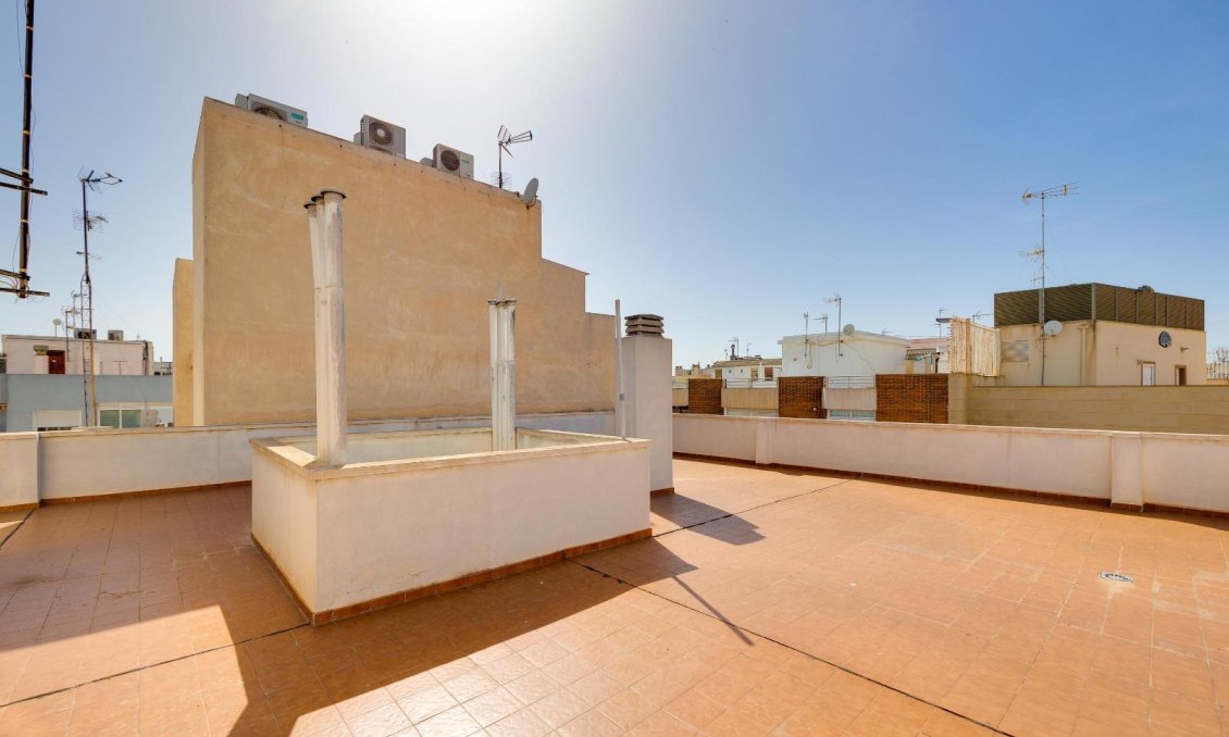 Használt Ingatlanok - Tetőtéri lakás -
Torrevieja