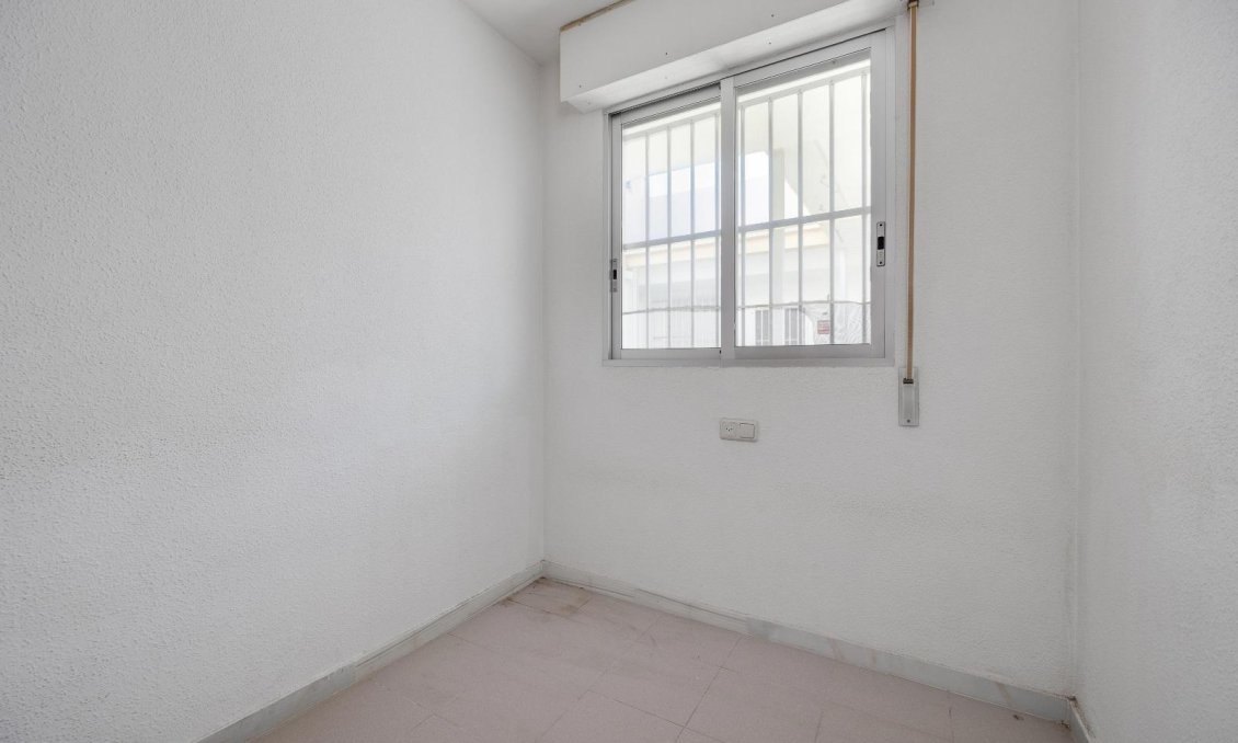 Wiederverkauf - Wohnung -
Torrevieja - La Mata Pueblo