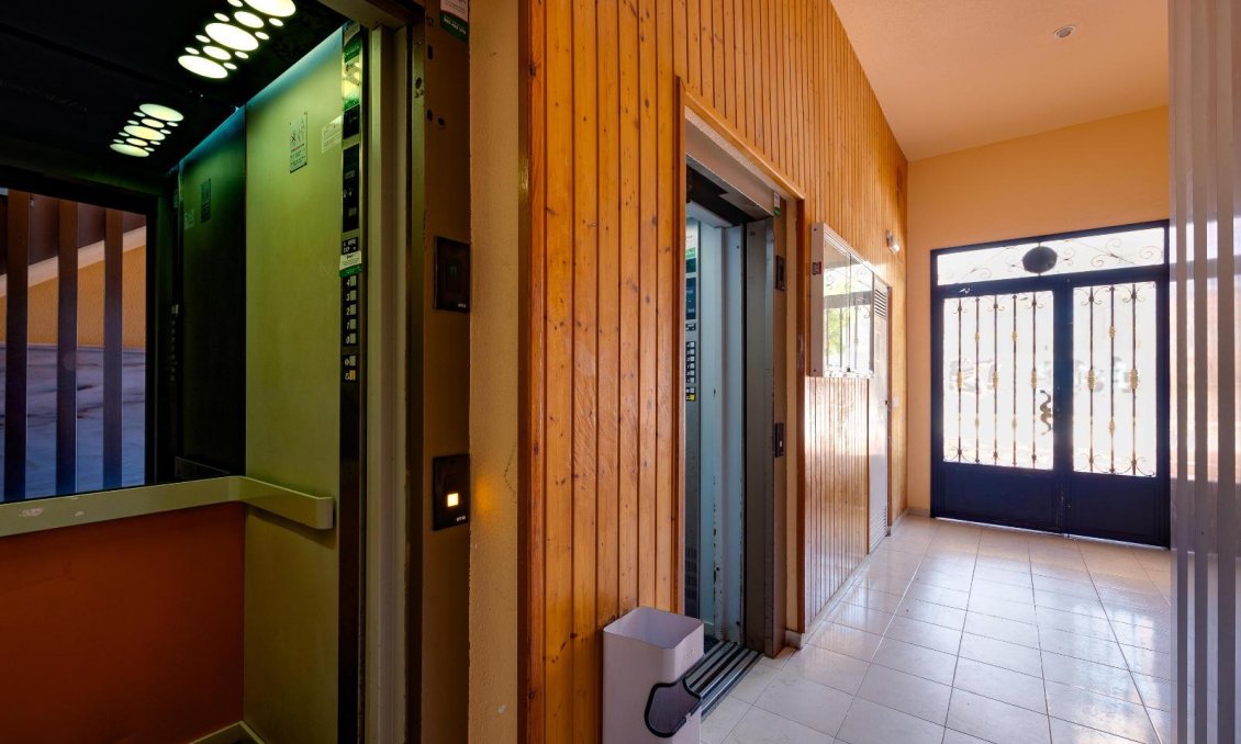 Wiederverkauf - Wohnung -
Torrevieja - La Mata Pueblo
