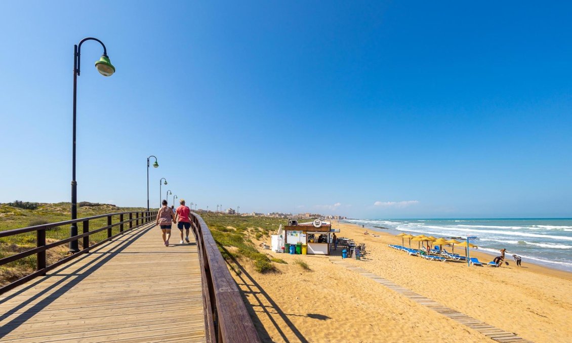 Wiederverkauf - Wohnung -
Torrevieja - La Mata Pueblo