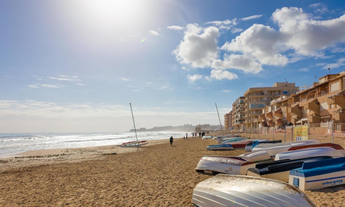Wiederverkauf - Wohnung -
Torrevieja - La Mata Pueblo