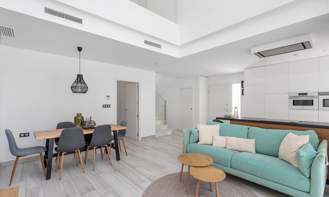 Resale - Villa -
Orihuela Costa - Lomas de Cabo Roig