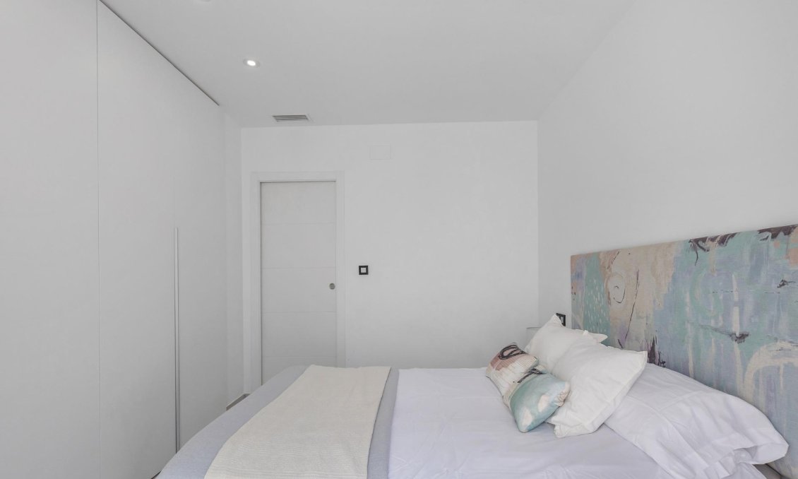 Resale - Villa -
Orihuela Costa - Lomas de Cabo Roig