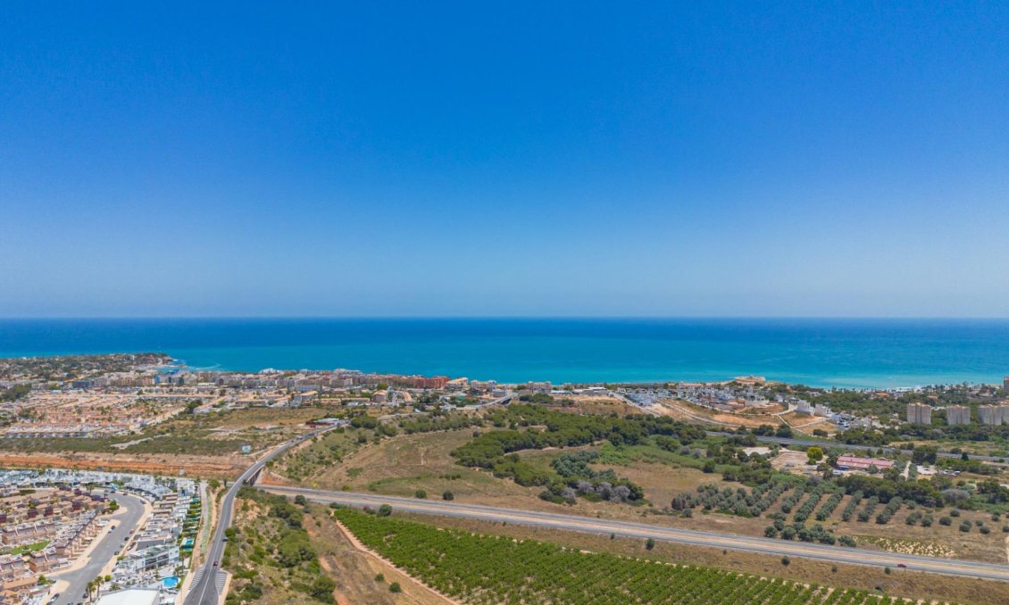 Resale - Villa -
Orihuela Costa - Lomas de Cabo Roig