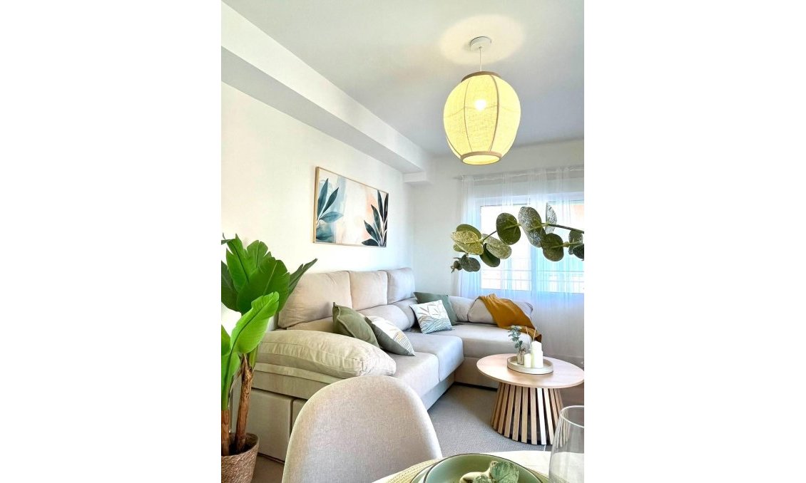 Revânzare - Apartament -
Lo Pagan - Villananitos