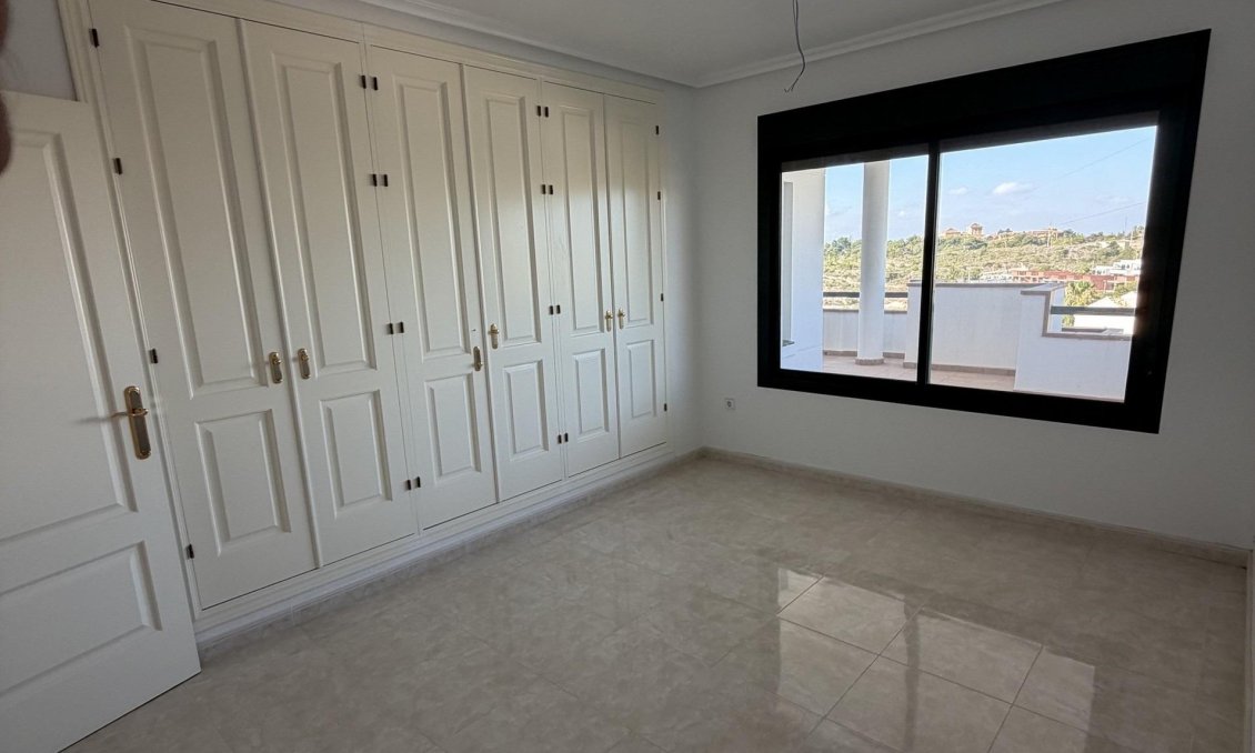 Obra nueva - Ático -
Orihuela Costa - Lomas de Campoamor
