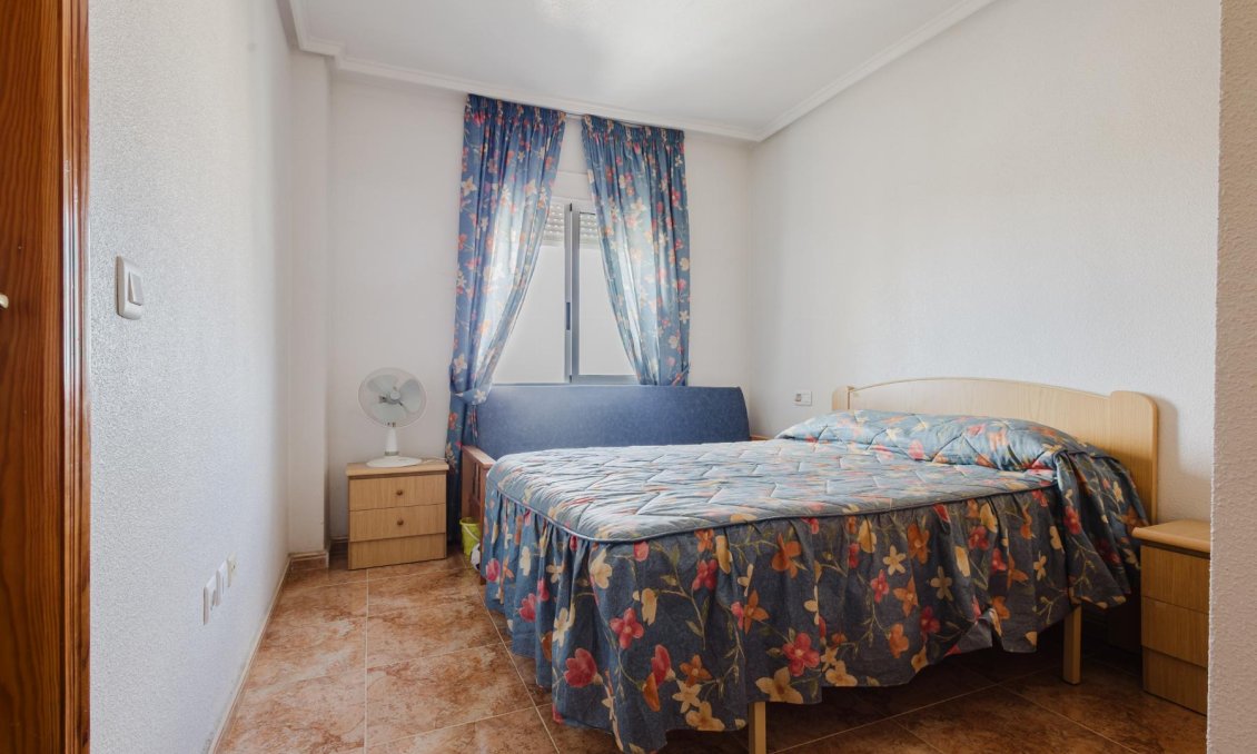 Wiederverkauf - Wohnung -
Torrevieja - Costa Blanca