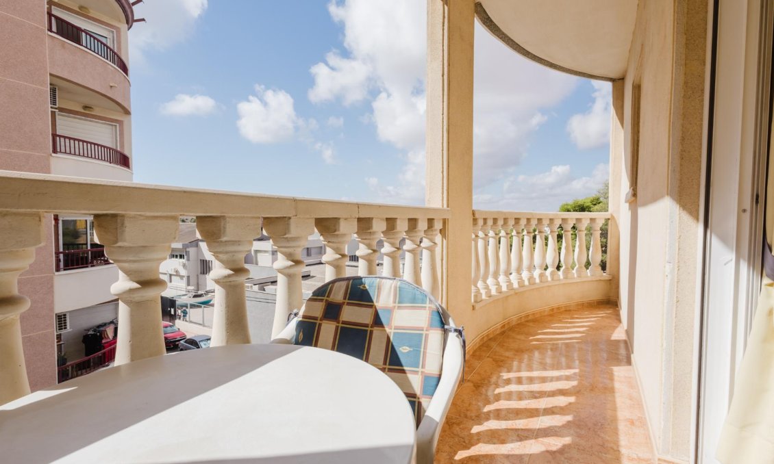 Wiederverkauf - Wohnung -
Torrevieja - Costa Blanca