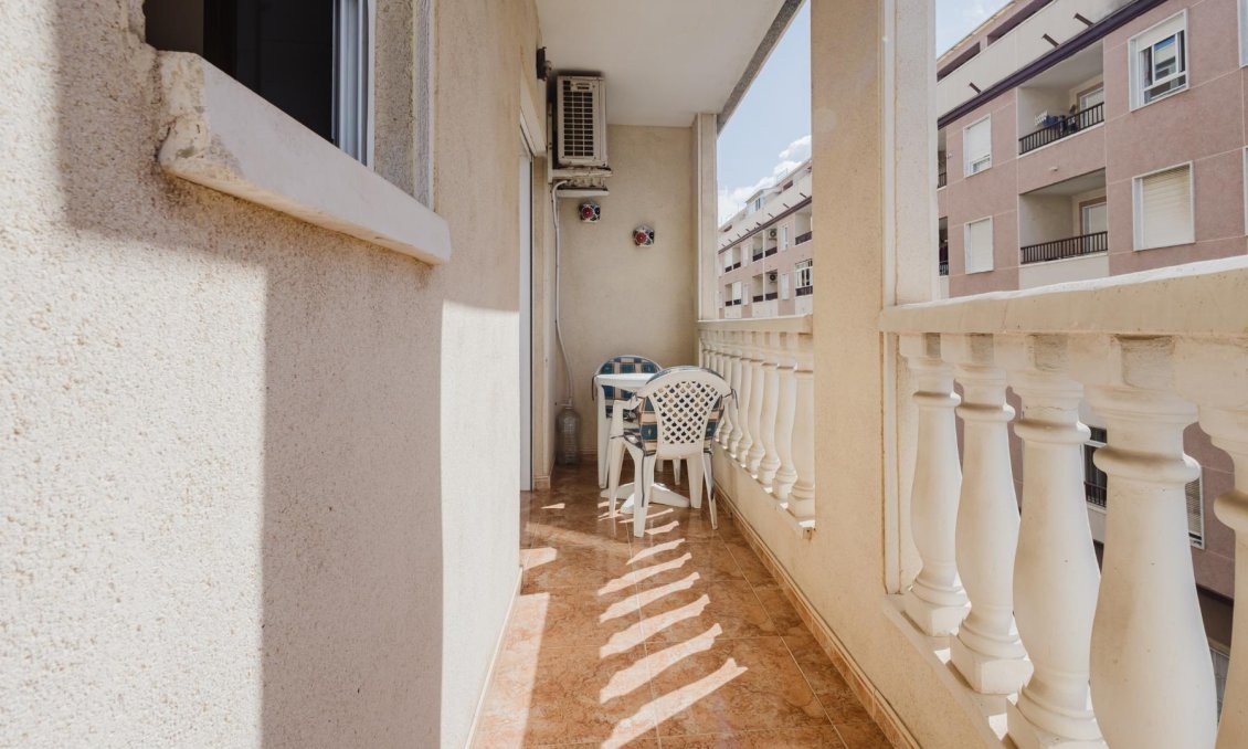 Wiederverkauf - Wohnung -
Torrevieja - Costa Blanca