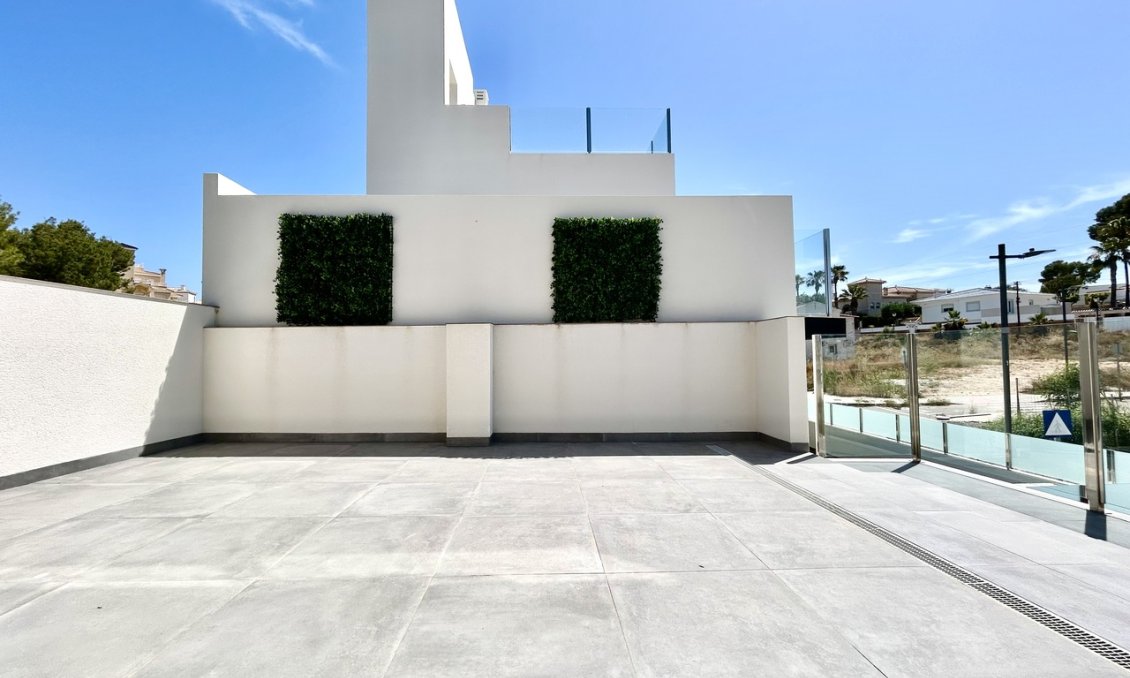 Wiederverkauf - Villa -
Villamartin - Costa Blanca