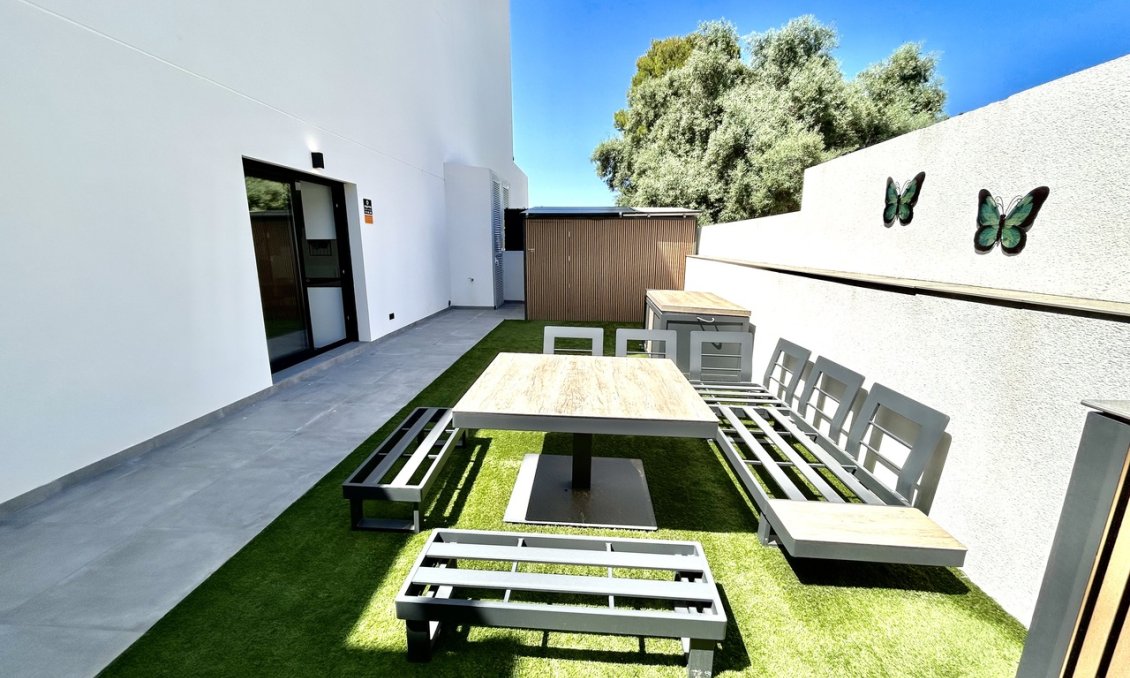 Wiederverkauf - Villa -
Villamartin - Costa Blanca