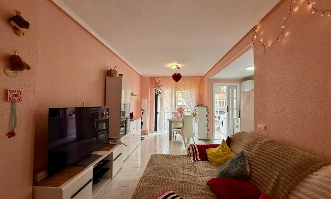Wiederverkauf - Wohnung -
Torrevieja - Centro