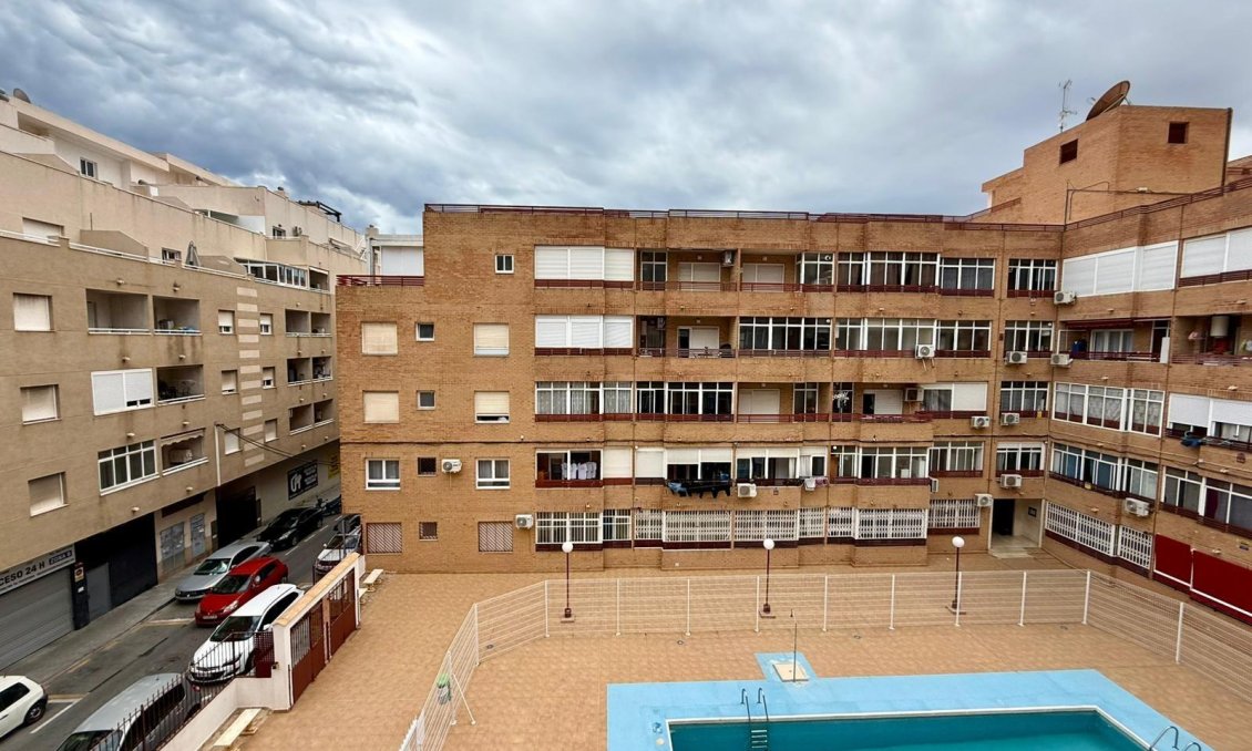 Wiederverkauf - Wohnung -
Torrevieja - Centro