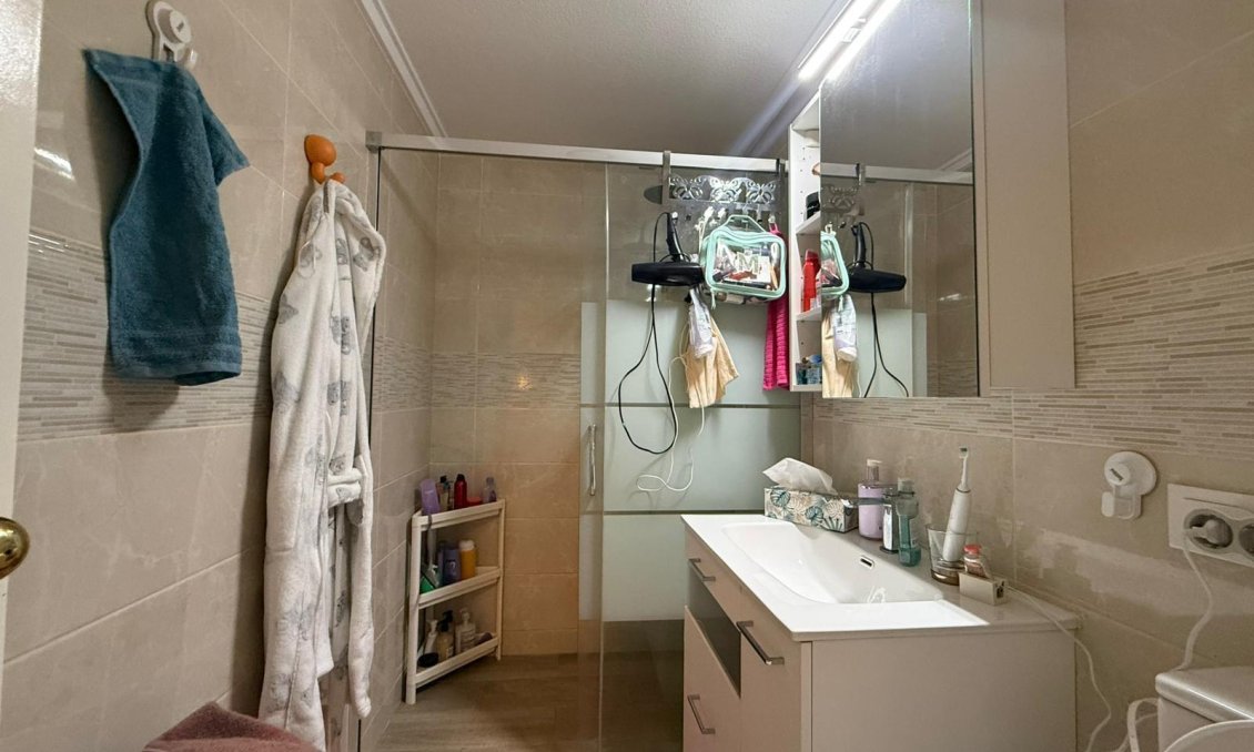 Wiederverkauf - Wohnung -
Torrevieja - Centro
