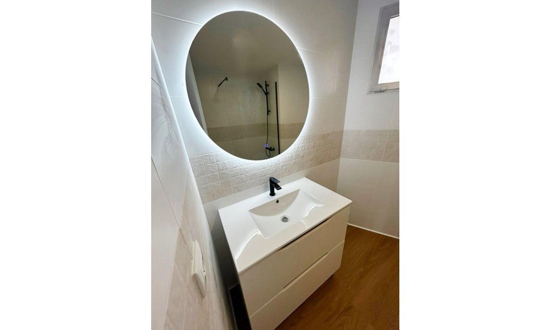 Wiederverkauf - Wohnung -
Orihuela Costa - La Regia