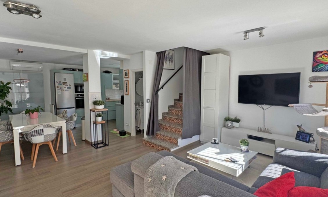 Resale - Townhouse -
Orihuela Costa - Costa Blanca