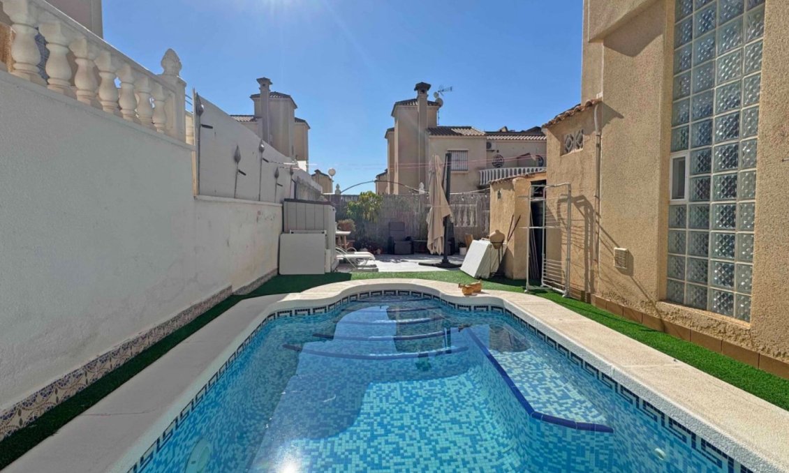 Resale - Townhouse -
Orihuela Costa - Costa Blanca