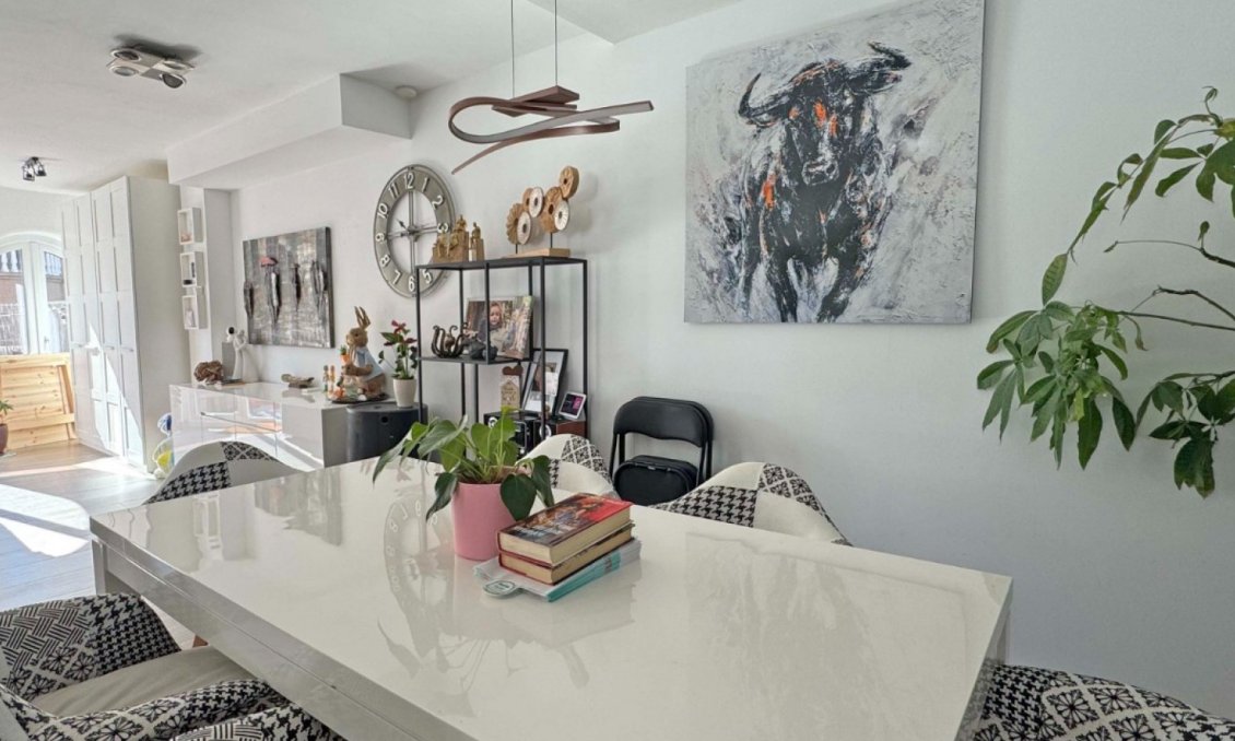 Resale - Townhouse -
Orihuela Costa - Costa Blanca