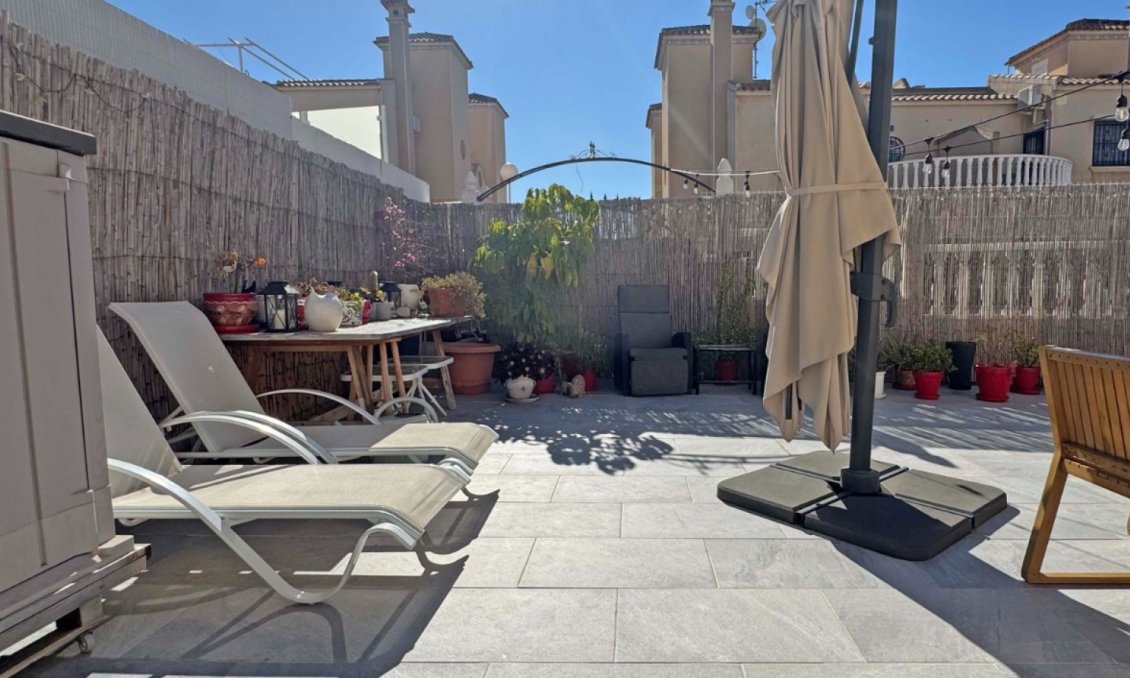 Resale - Townhouse -
Orihuela Costa - Costa Blanca