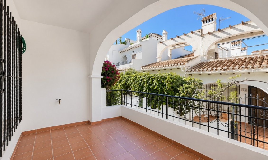 Resale - Bungalow -
Torrevieja - Costa Blanca