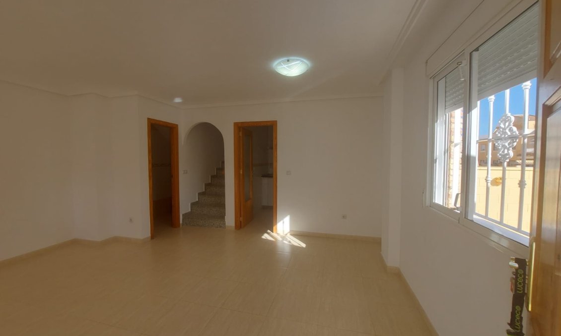 Resale - Townhouse -
Rojales - Inland