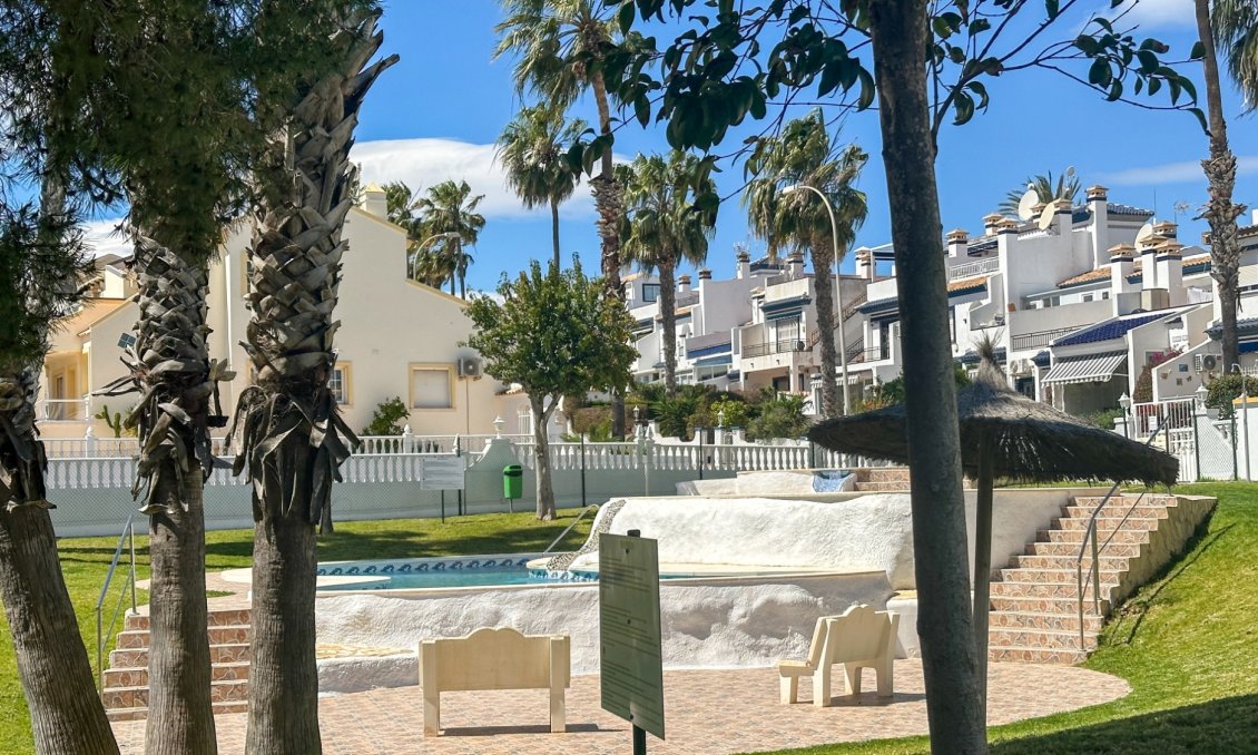 Resale - Townhouse -
Orihuela Costa - Costa Blanca