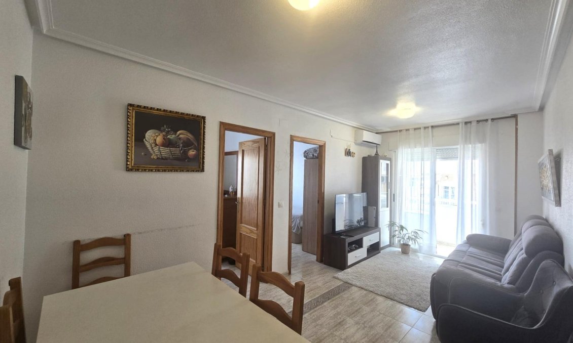Resale - Apartment -
Torrevieja - Playa de los Locos