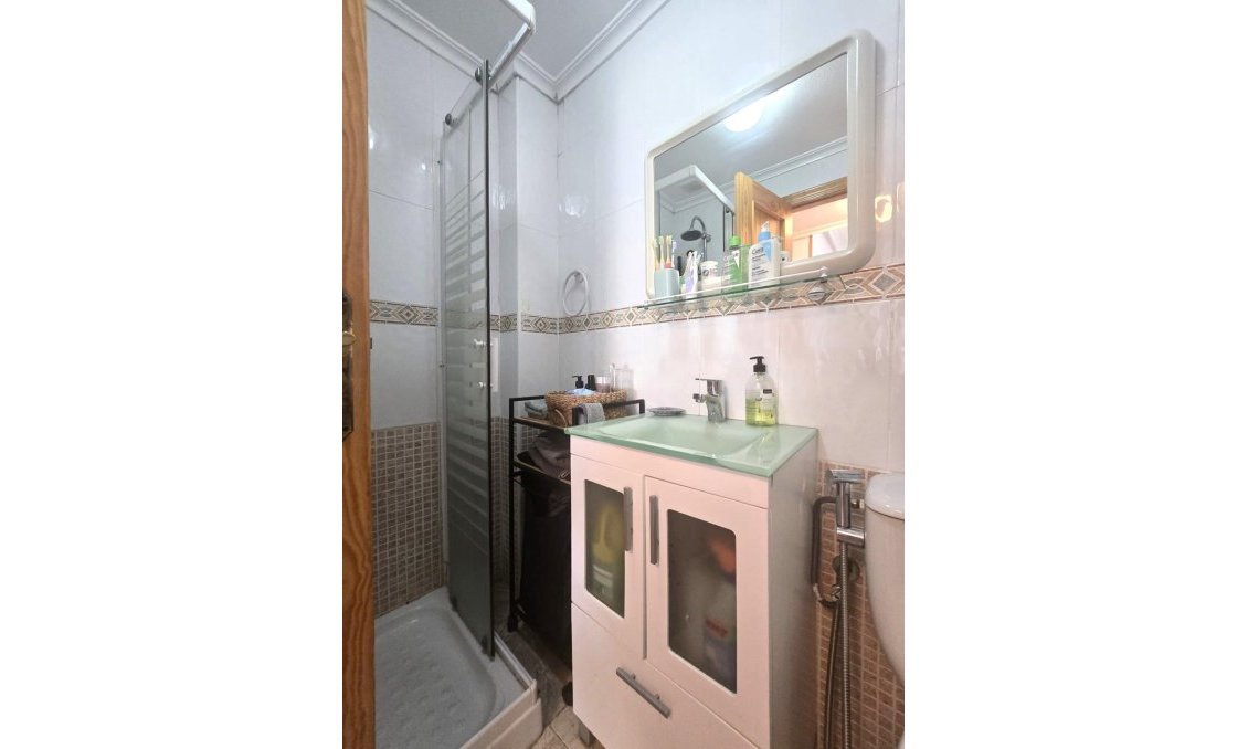Resale - Apartment -
Torrevieja - Playa de los Locos