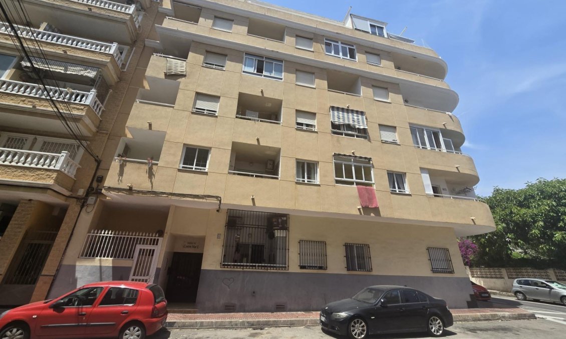 Resale - Apartment -
Torrevieja - Playa de los Locos