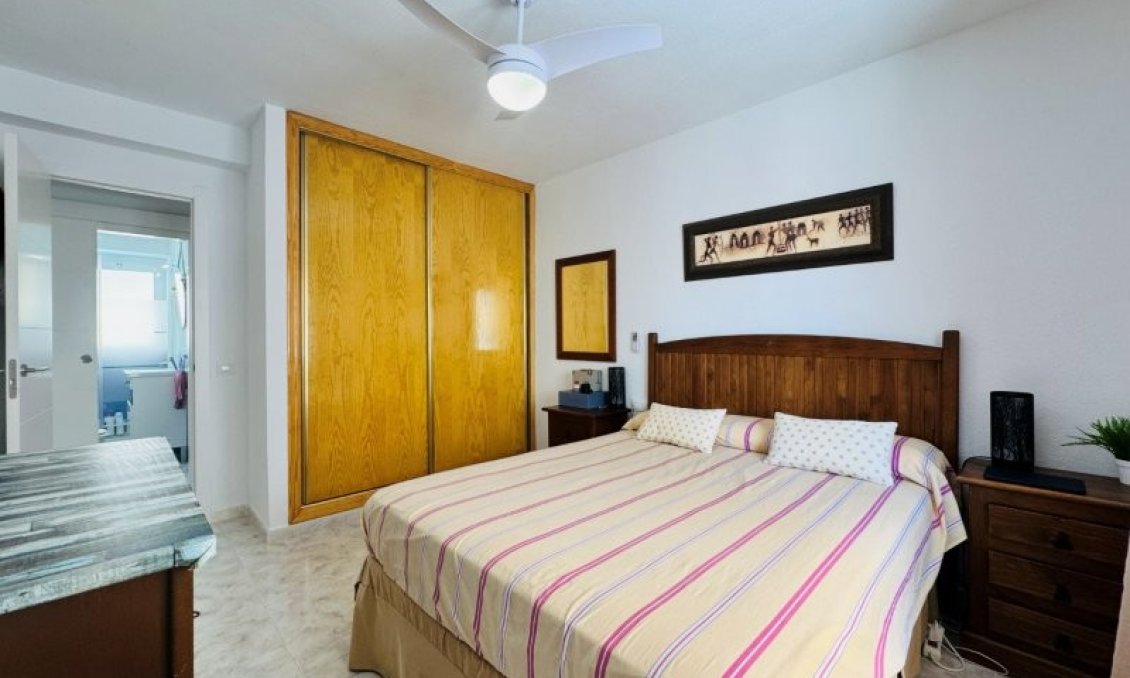 Segunda mano - Apartamento -
La Mata - Costa Blanca