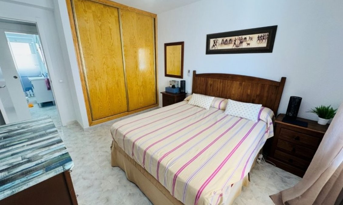 Segunda mano - Apartamento -
La Mata - Costa Blanca