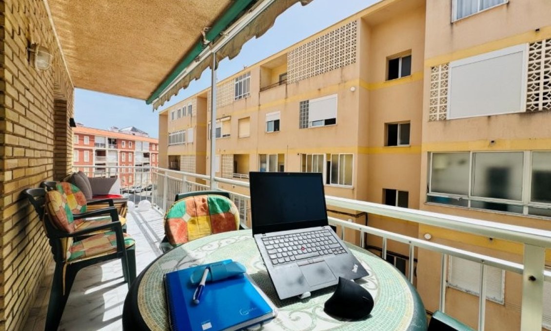 Segunda mano - Apartamento -
La Mata - Costa Blanca