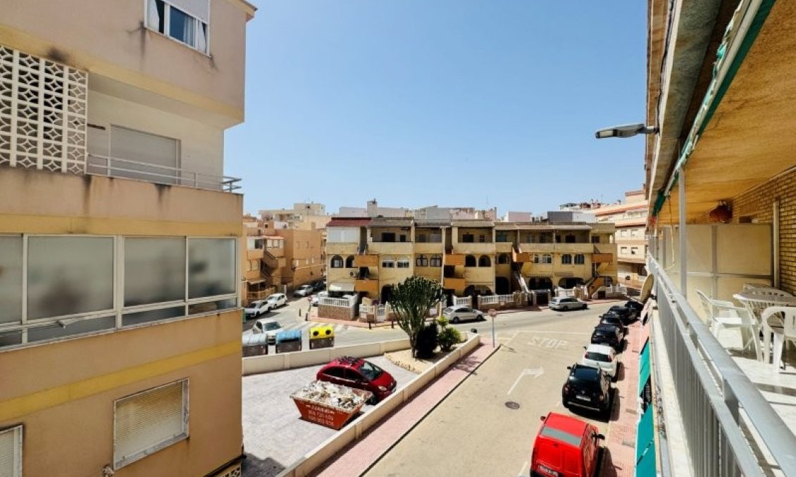 Segunda mano - Apartamento -
La Mata - Costa Blanca
