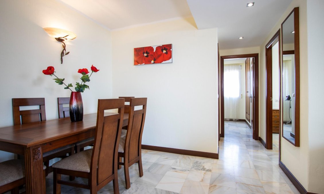 Segunda mano - Apartamento -
Torrevieja - Los Frutales
