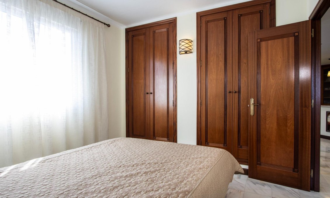 Segunda mano - Apartamento -
Torrevieja - Los Frutales
