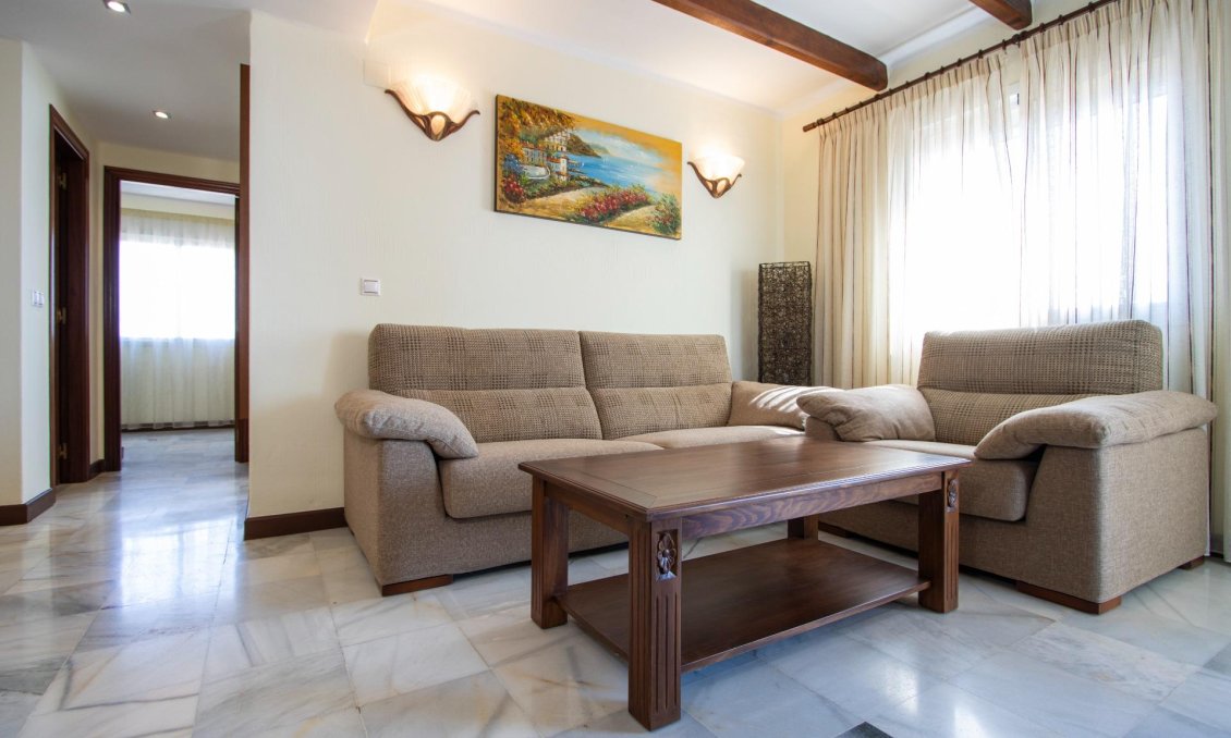 Segunda mano - Apartamento -
Torrevieja - Los Frutales